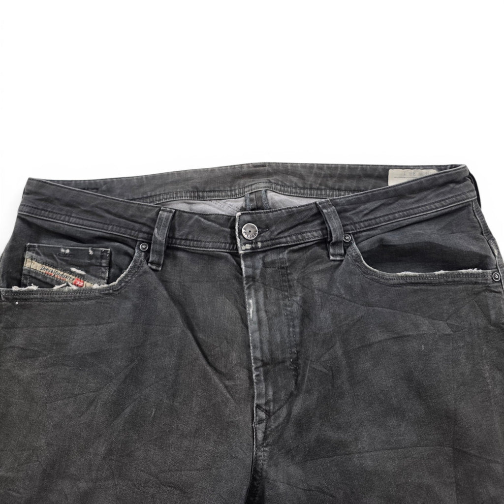 Diesel Straight Jeans (XL)