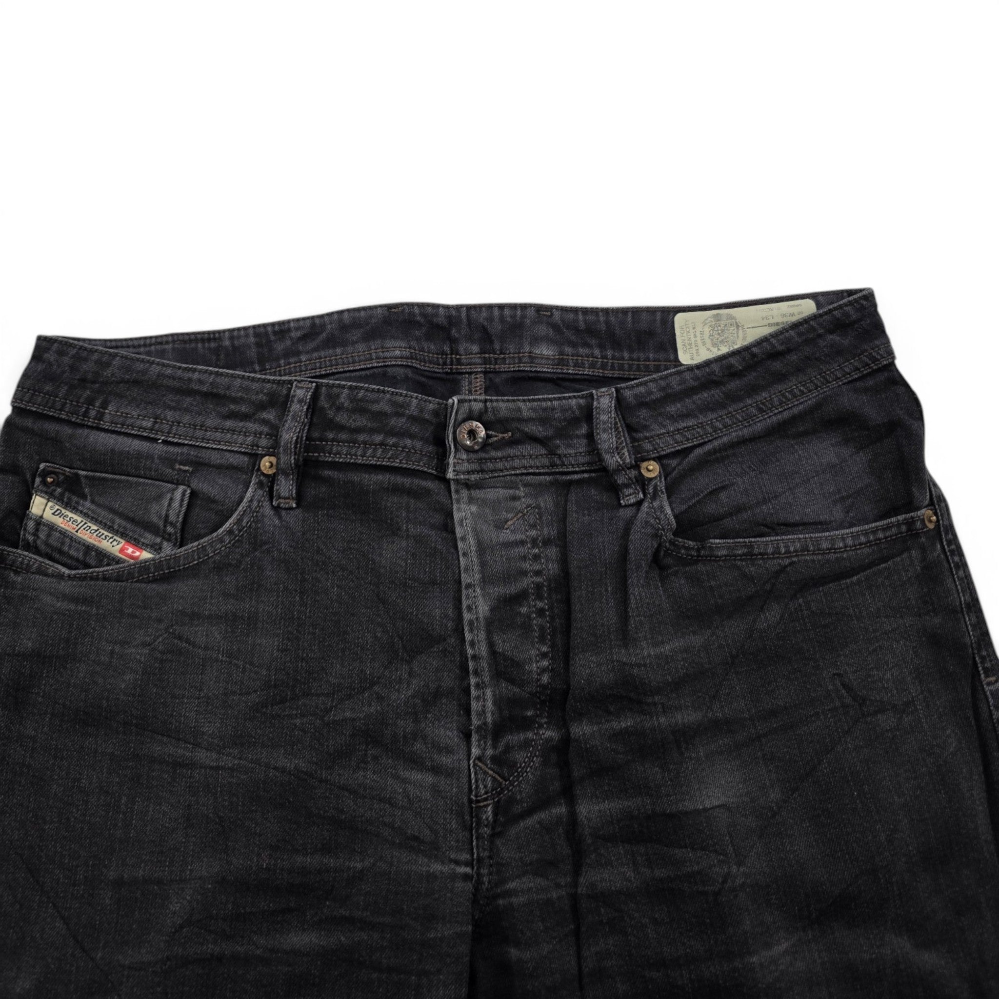 Diesel Straight Jeans (XL)